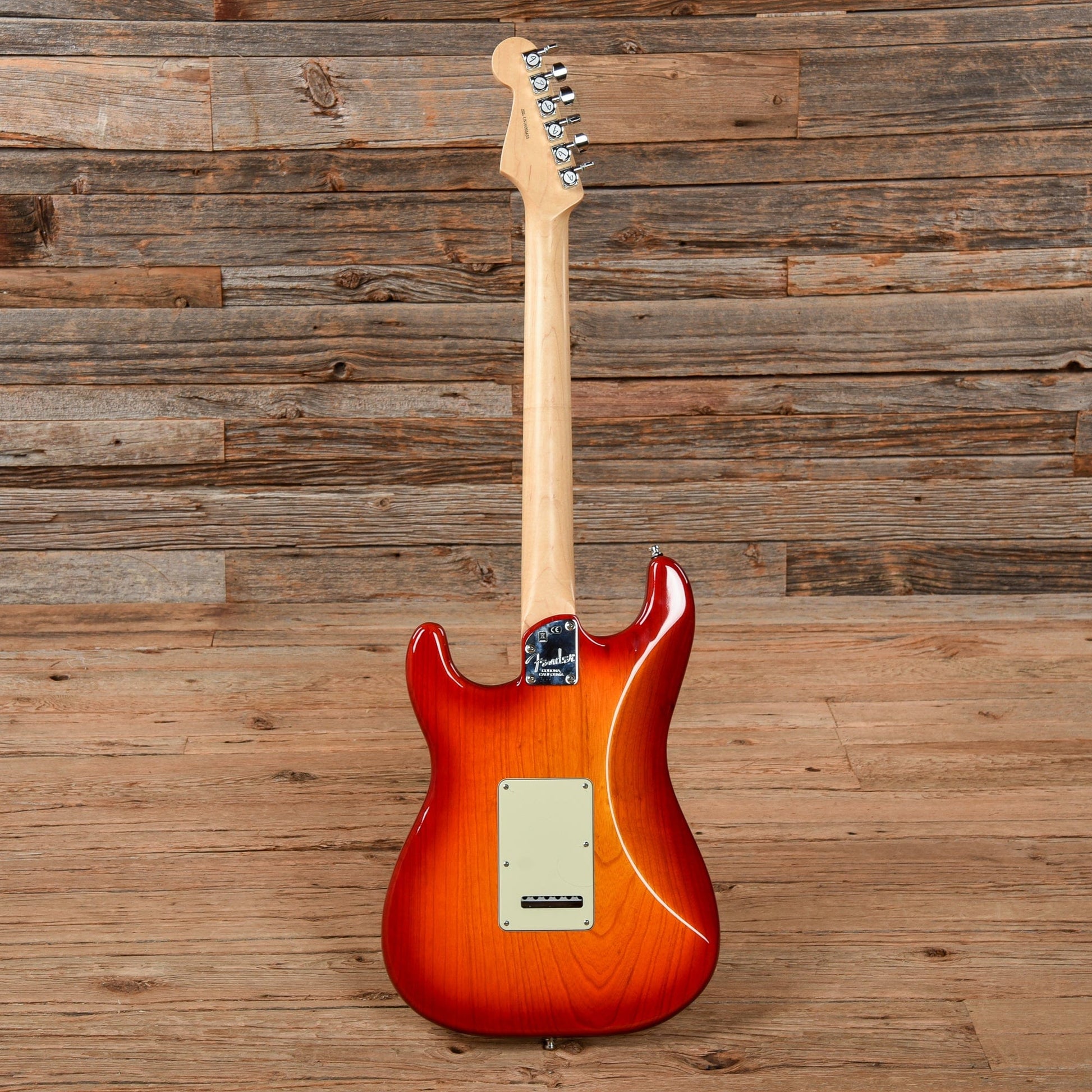 Fender American Elite Stratocaster Cherry Sunburst 2016 Electric Guitars / Solid Body