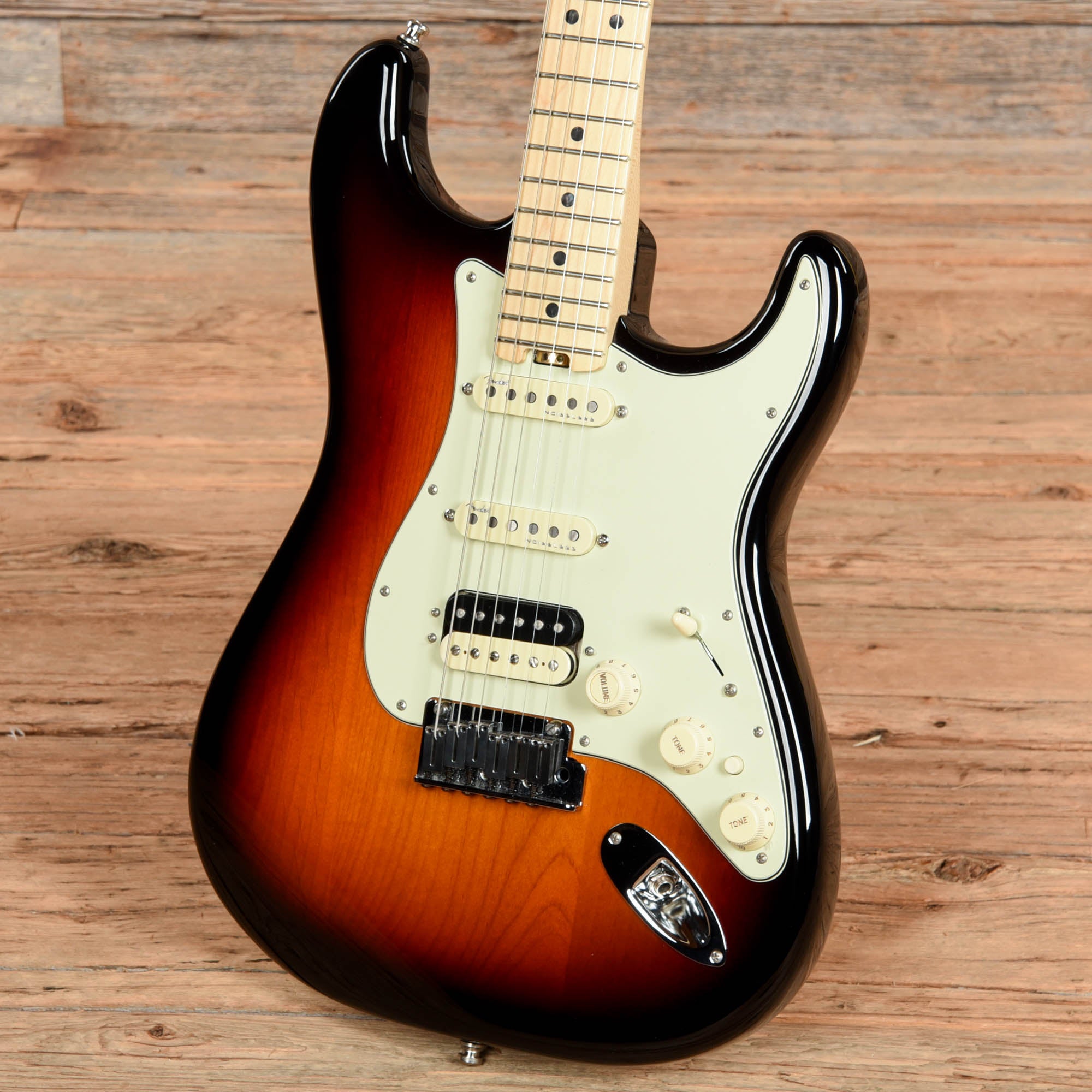 Fender American Elite Stratocaster HSS Sunburst 2018 Electric Guitars / Solid Body