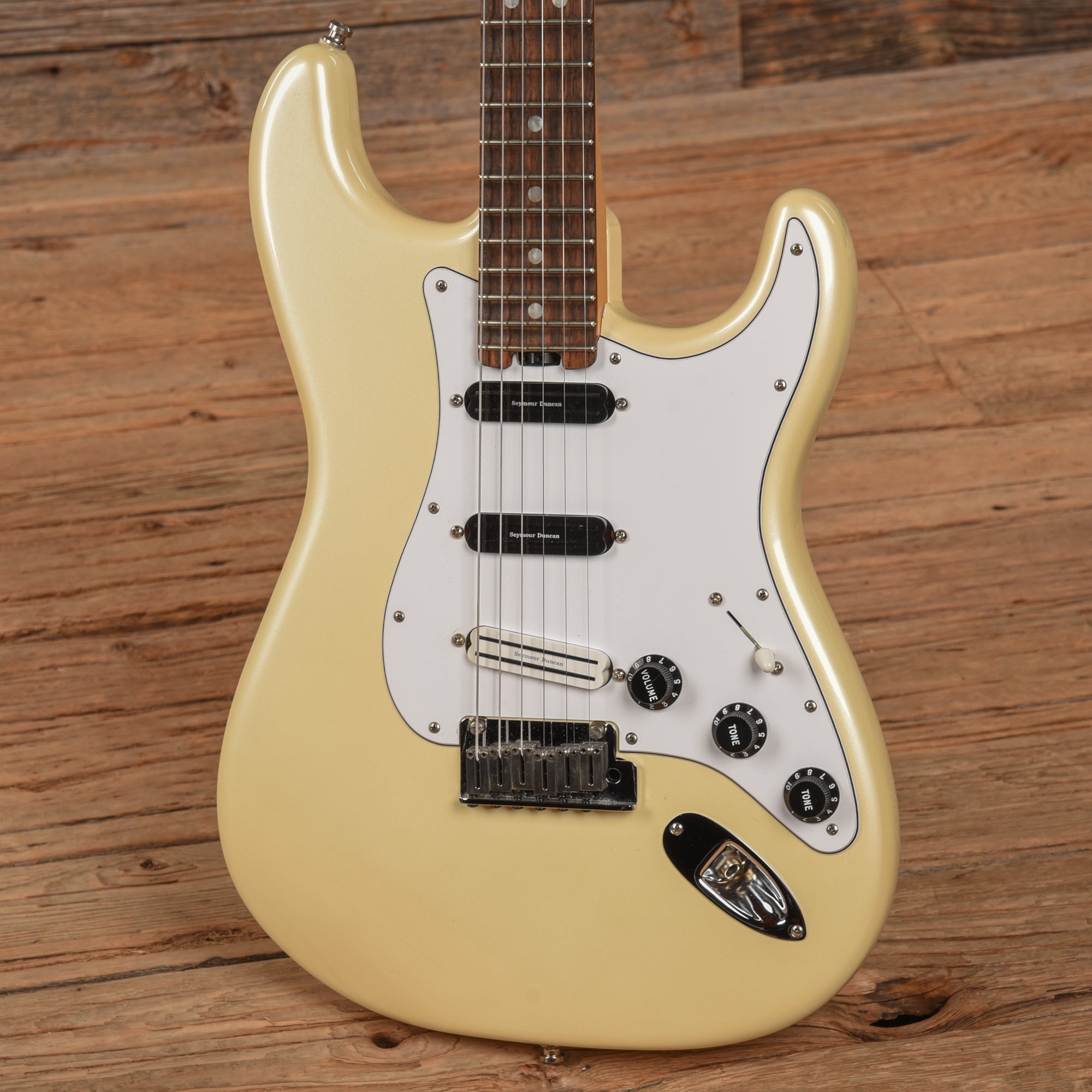 Fender American Elite Stratocaster Olympic Pearl 2016 Electric Guitars / Solid Body