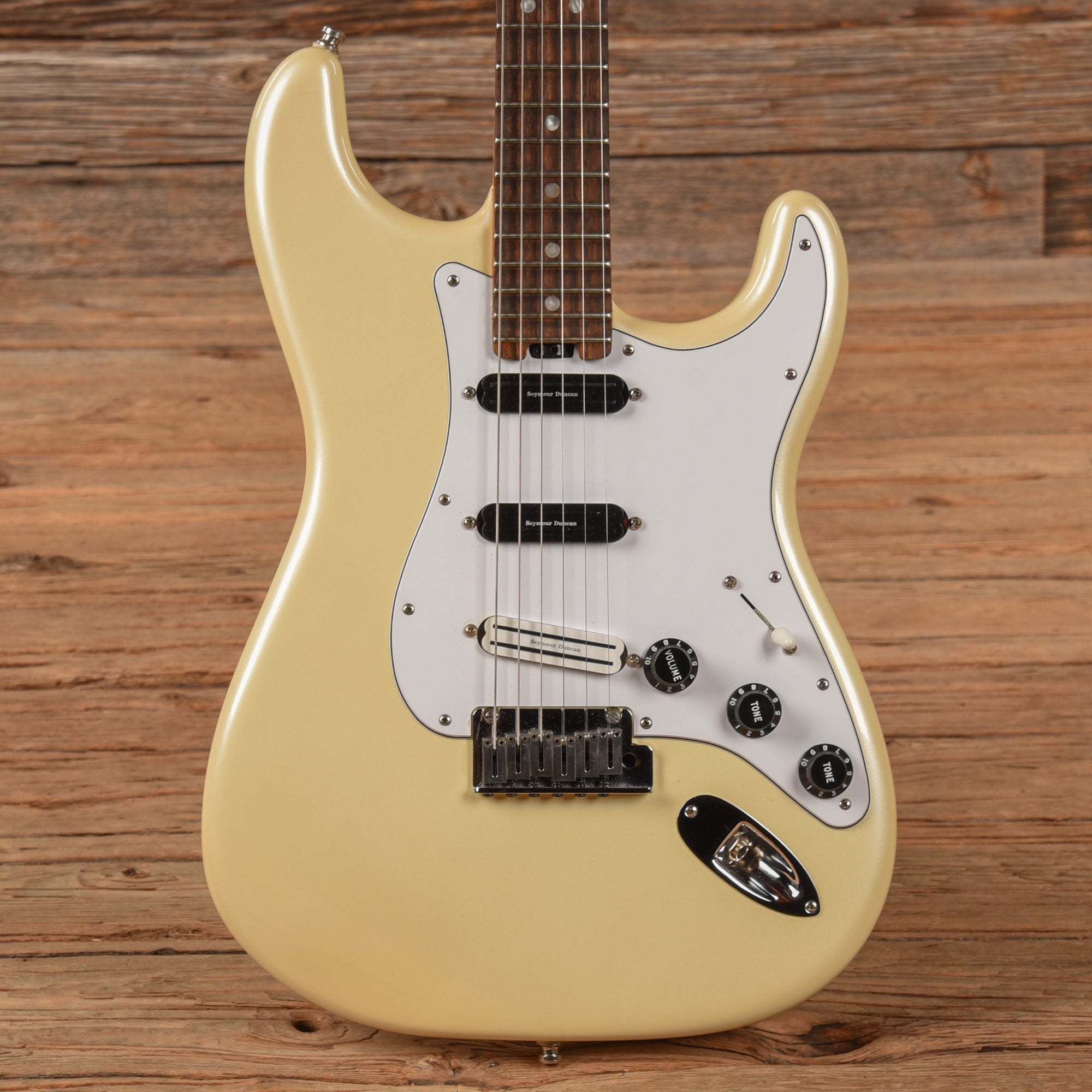 Fender American Elite Stratocaster Olympic Pearl 2016 Electric Guitars / Solid Body