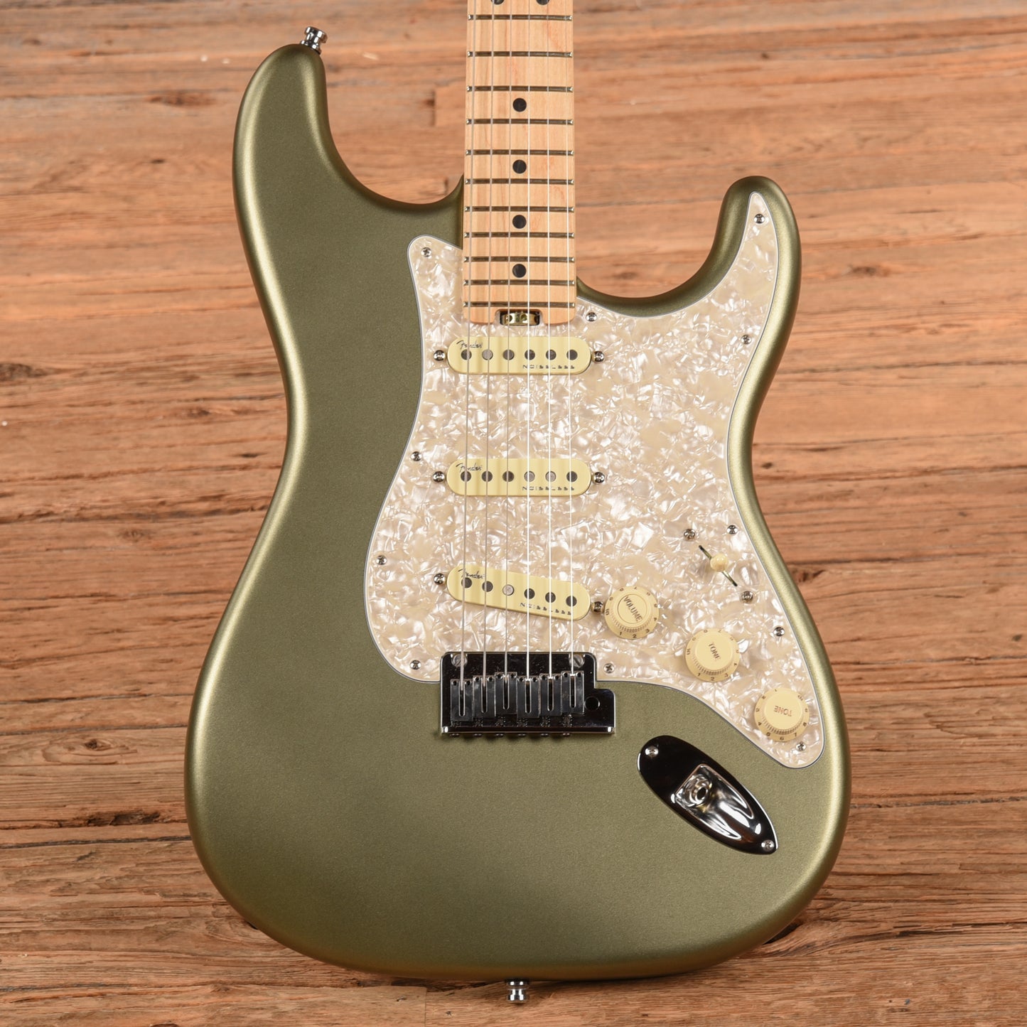 Fender American Elite Stratocaster Satin Jade Pearl Metallic 2019 Electric Guitars / Solid Body
