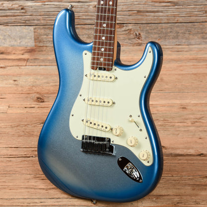 Fender American Elite Stratocaster Sky Blue Metallic 2016 Electric Guitars / Solid Body