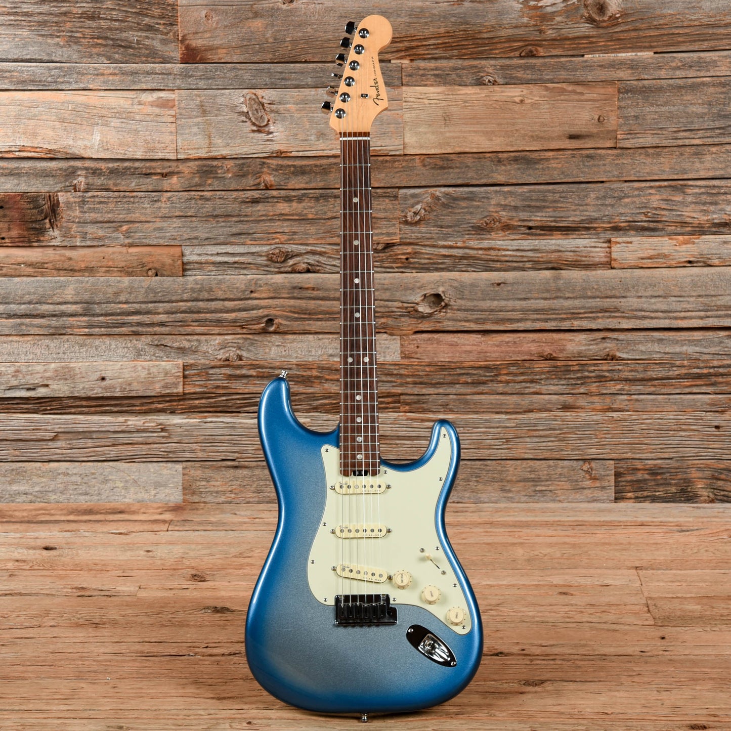 Fender American Elite Stratocaster Sky Blue Metallic 2016 Electric Guitars / Solid Body