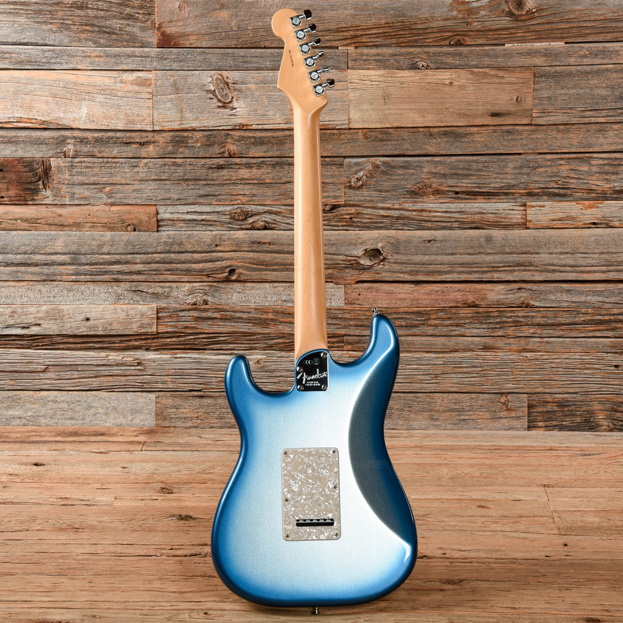Fender American Elite Stratocaster Sky Blue Metallic 2016 Electric Guitars / Solid Body
