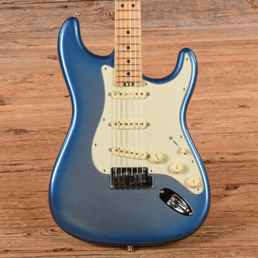 Fender American Elite Stratocaster Sky Burst Metallic 2016 Electric Guitars / Solid Body