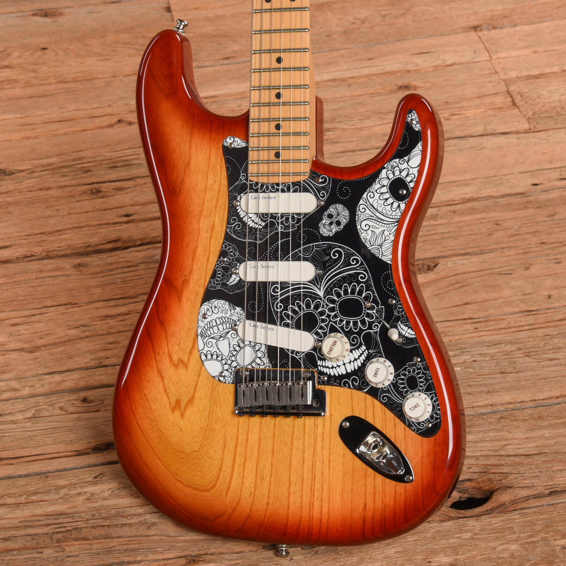 Fender American Fat Stratocaster Sienna Sunburst 2002 Electric Guitars / Solid Body