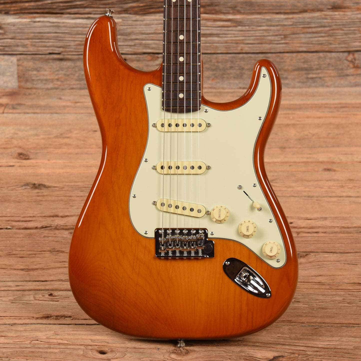 Fender American Performer Stratocaster Honey Burst 2022 Electric Guitars / Solid Body