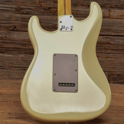 Fender American Professional II Stratocaster Olympic White 2022 Electric Guitars / Solid Body