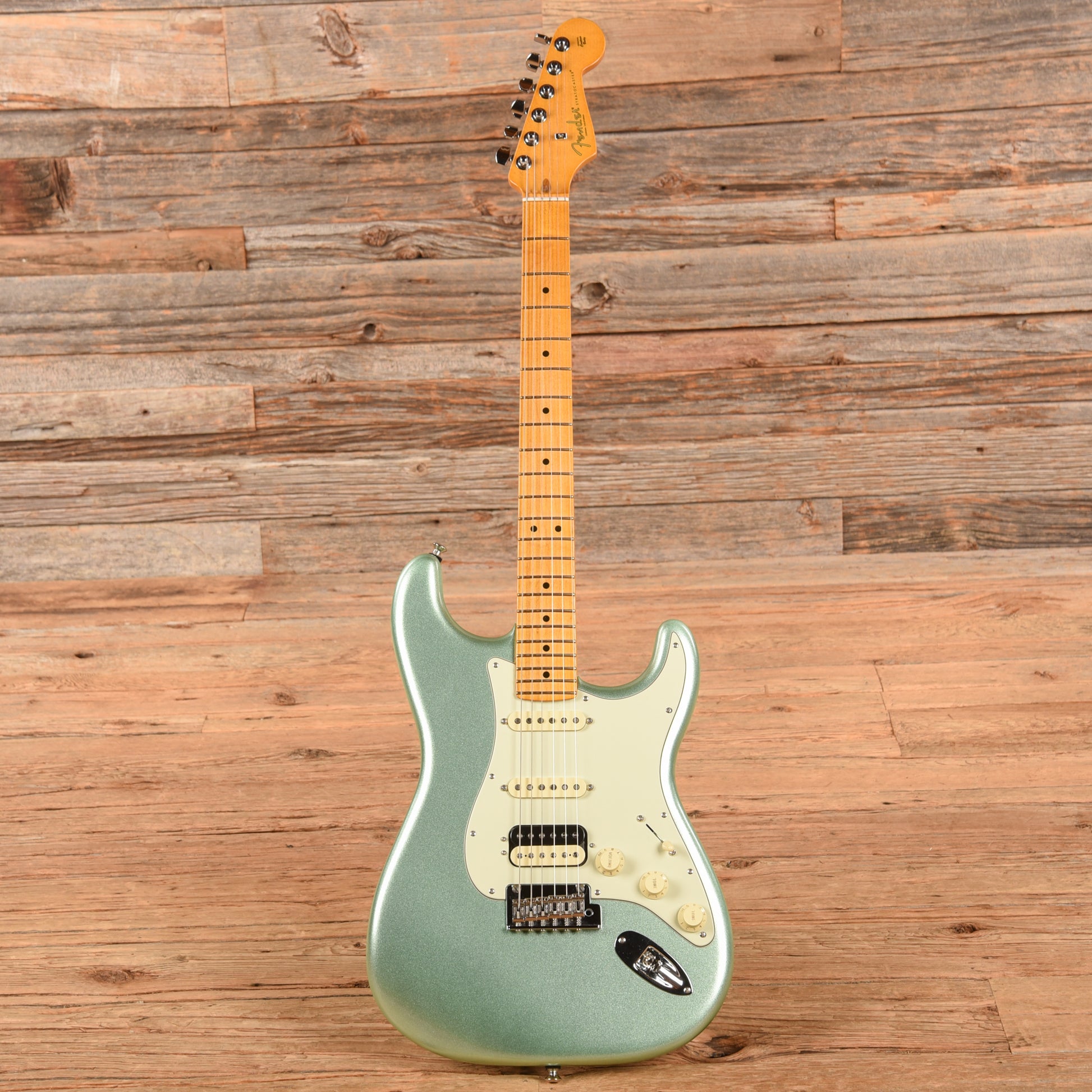 Fender American Professional II Stratocaster Surf Pearl 2024 Electric Guitars / Solid Body