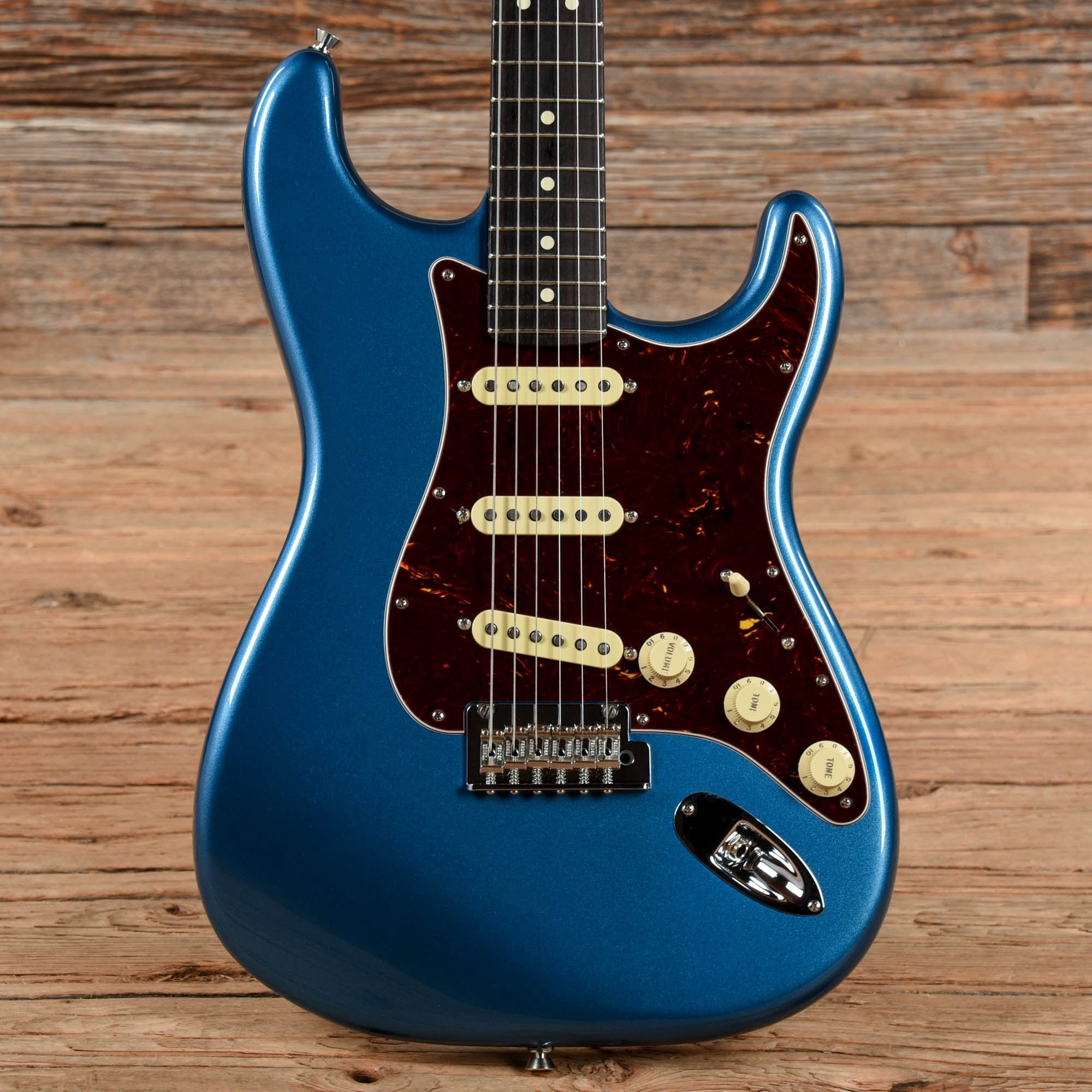 Fender American Professional II Stratocaster with Rosewood Neck Lake Placid Blue 2021 Electric Guitars / Solid Body