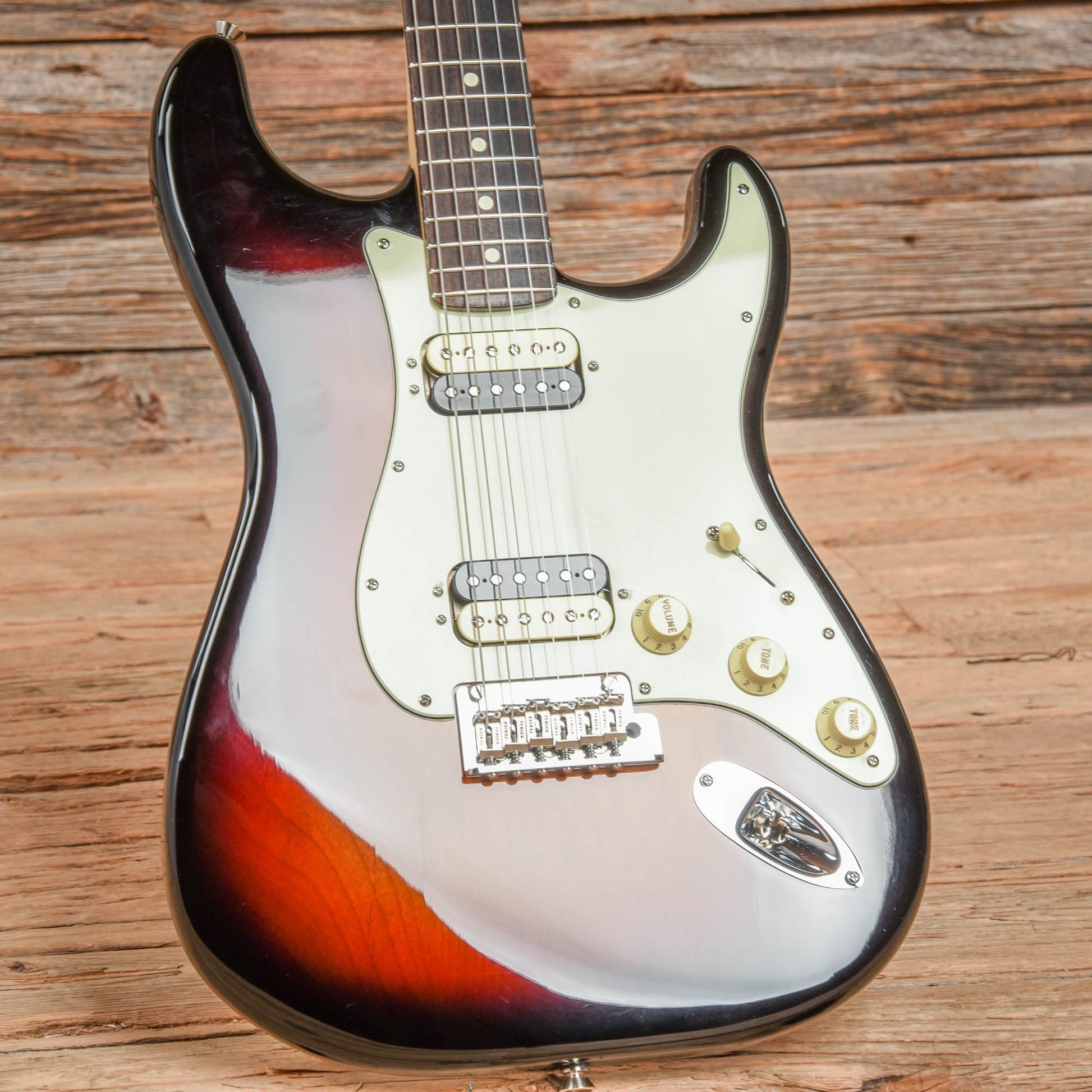 Fender American Professional Series Stratocaster HH Shawbucker Sunburst 2017 Electric Guitars / Solid Body