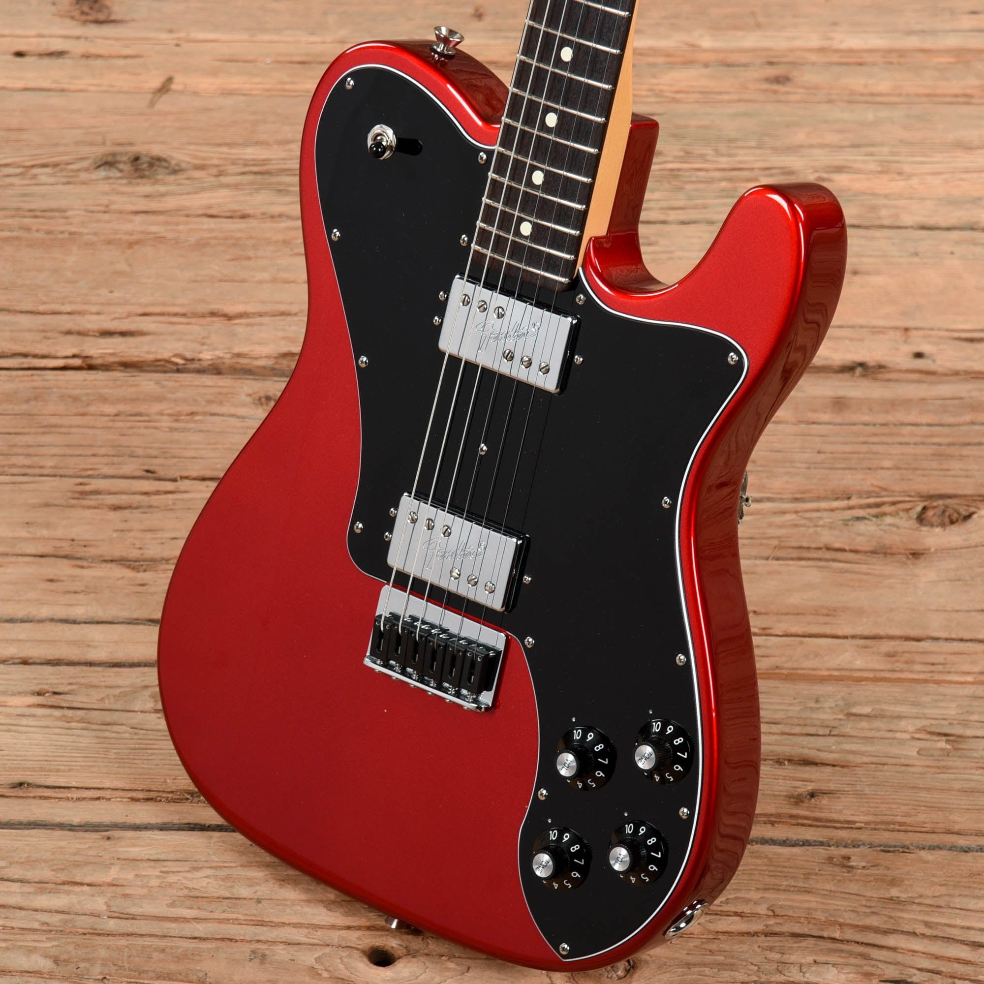 Fender American Professional Series Telecaster Deluxe Shawbucker Candy Apple Red 2017 Electric Guitars / Solid Body