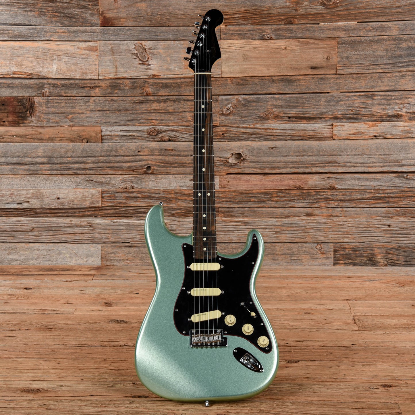 Fender American Professional Stratocaster Mystic Seafoam Electric Guitars / Solid Body