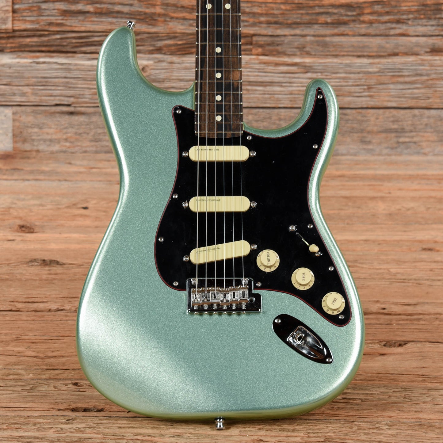 Fender American Professional Stratocaster Mystic Seafoam Electric Guitars / Solid Body