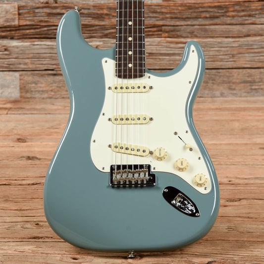 Fender American Professional Stratocaster Sonic Grey 2017 Electric Guitars / Solid Body