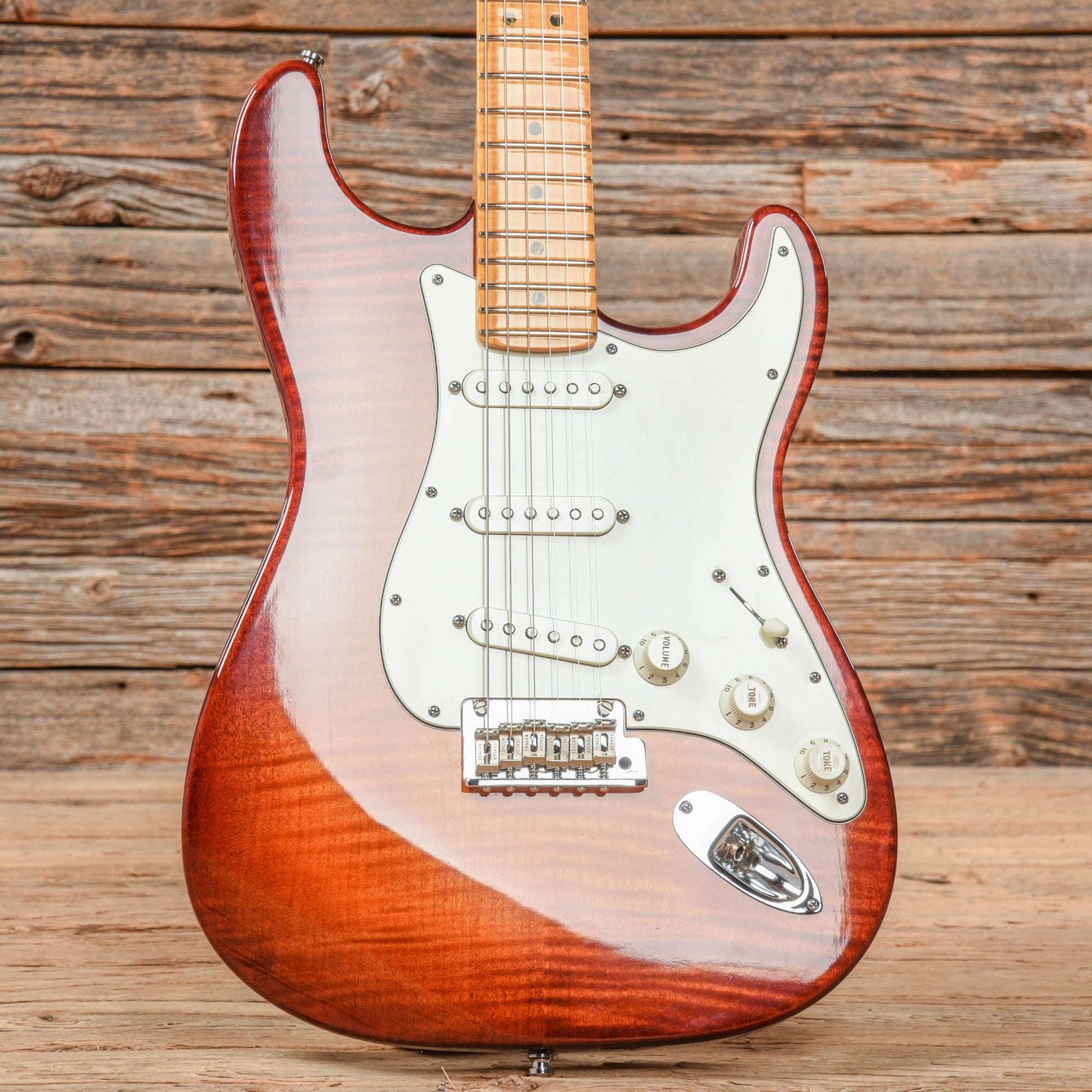 Fender American Select Stratocaster Dark Cherry Burst 2011 Electric Guitars / Solid Body