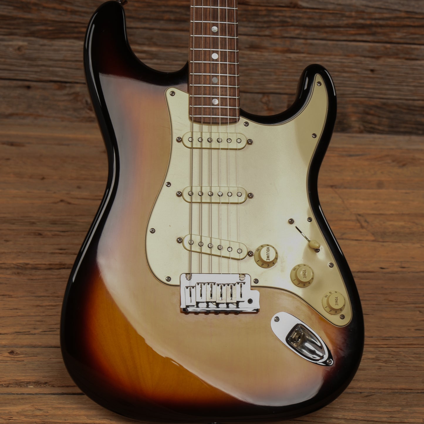 Fender American Series 60th Anniversary Stratocaster Sunburst 2006 Electric Guitars / Solid Body