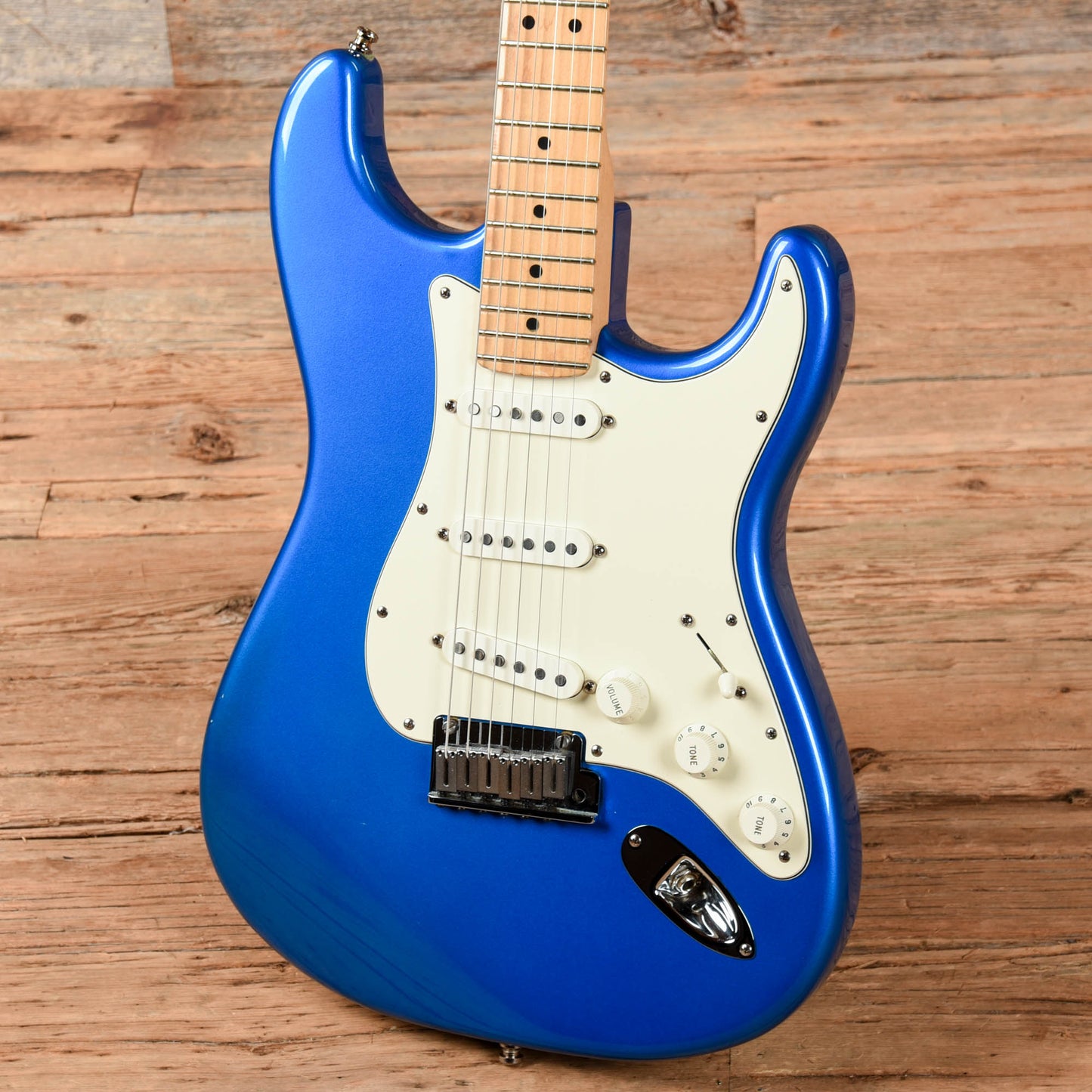 Fender American Series Stratocaster Chrome Blue 2002 Electric Guitars / Solid Body
