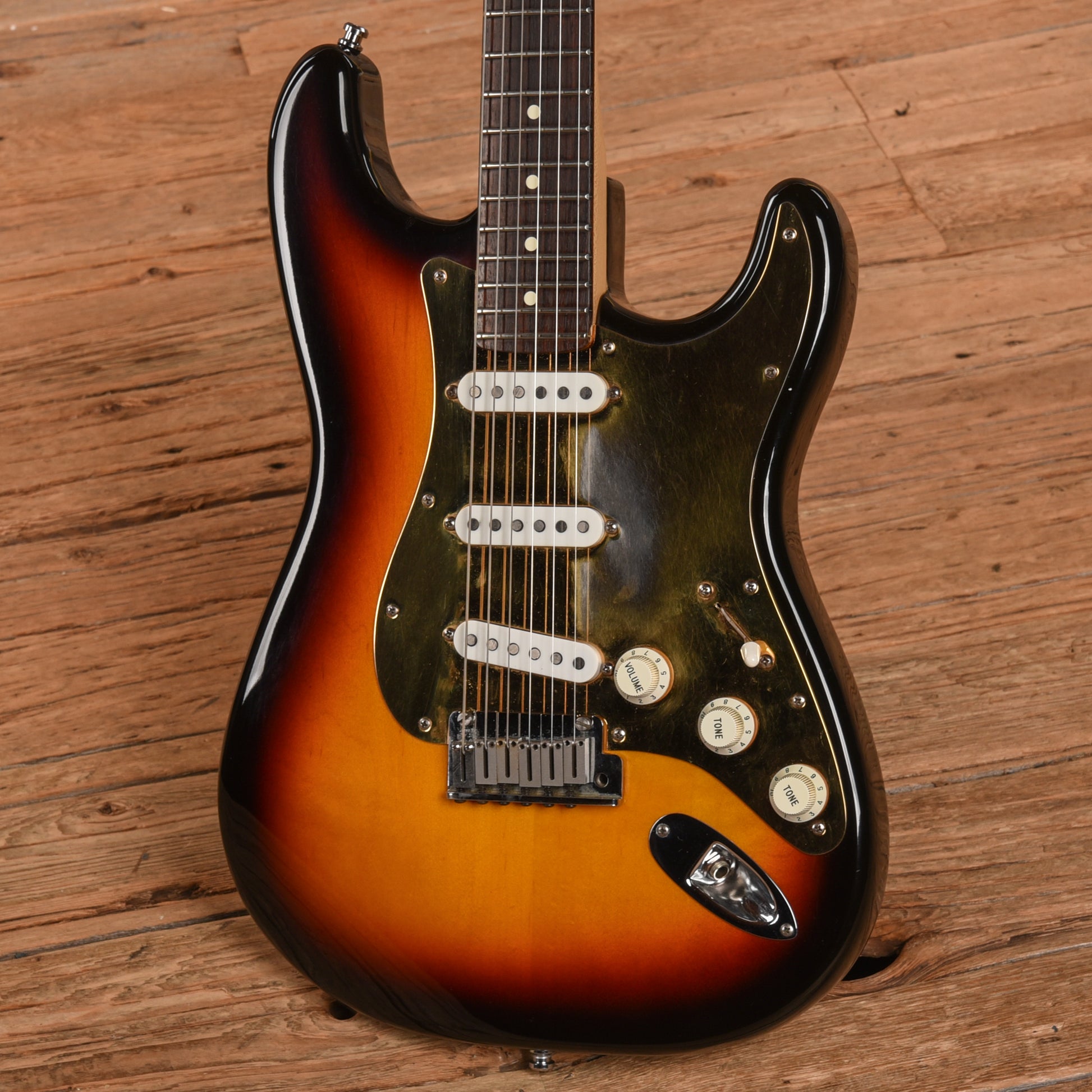 Fender American Series Stratocaster Sunburst 1990 Electric Guitars / Solid Body