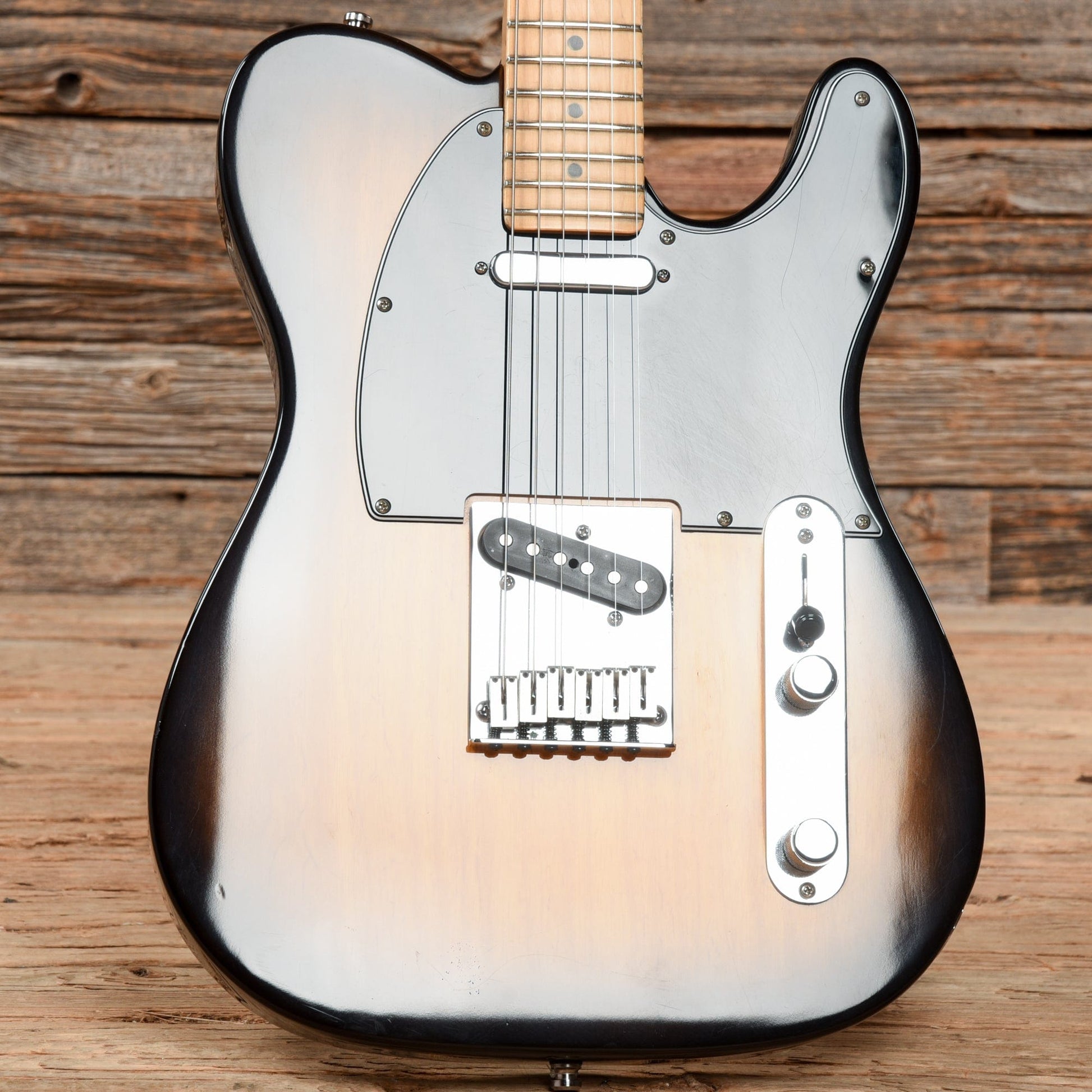 Fender American Series Telecaster Sunburst 2002 Electric Guitars / Solid Body