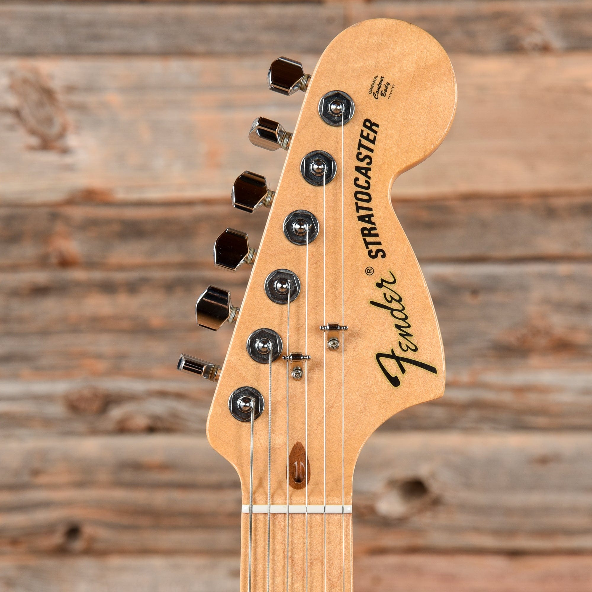 Fender Classic Series Wood Case - Strat/tele, Blackout - 0996106365 EAN Fender Classic Series Wood Case - Strat/tele, Blackout - 0996106365 EAN
