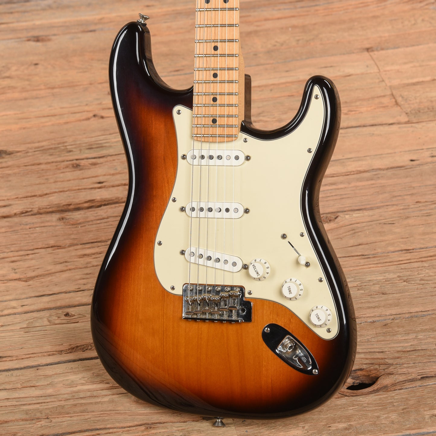 Fender American Special Stratocaster Sunburst 2008 Electric Guitars / Solid Body