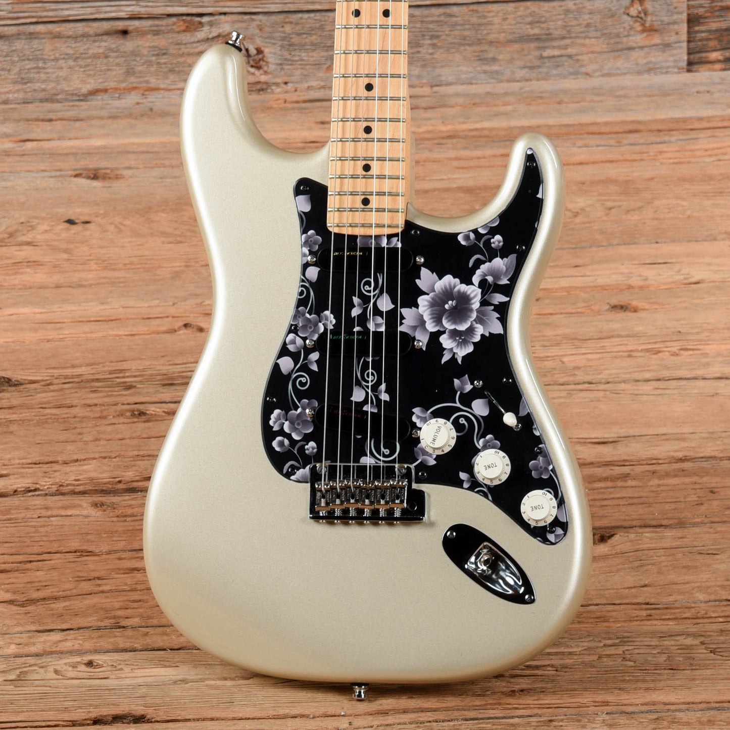 Fender American Standard Stratocaster Blizzard Pearl 2008 Electric Guitars / Solid Body