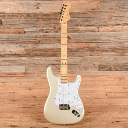 Fender American Standard Stratocaster Blizzard Pearl 2011 Electric Guitars / Solid Body