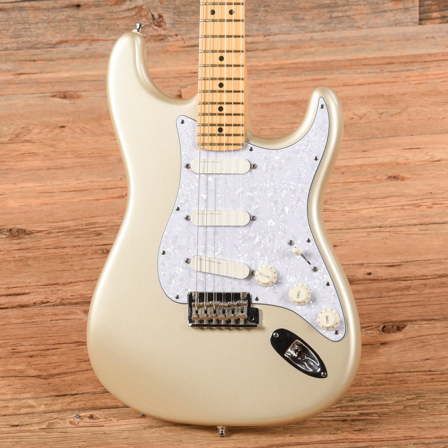 Fender American Standard Stratocaster Blizzard Pearl 2011 Electric Guitars / Solid Body