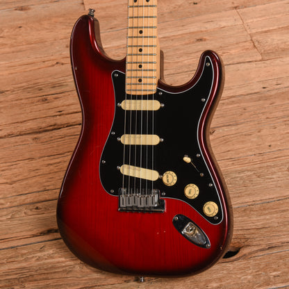 Fender American Standard Stratocaster Neck with Stratocaster Plus Body Crimson Burst Electric Guitars / Solid Body