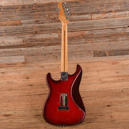 Fender American Standard Stratocaster Neck with Stratocaster Plus Body Crimson Burst Electric Guitars / Solid Body