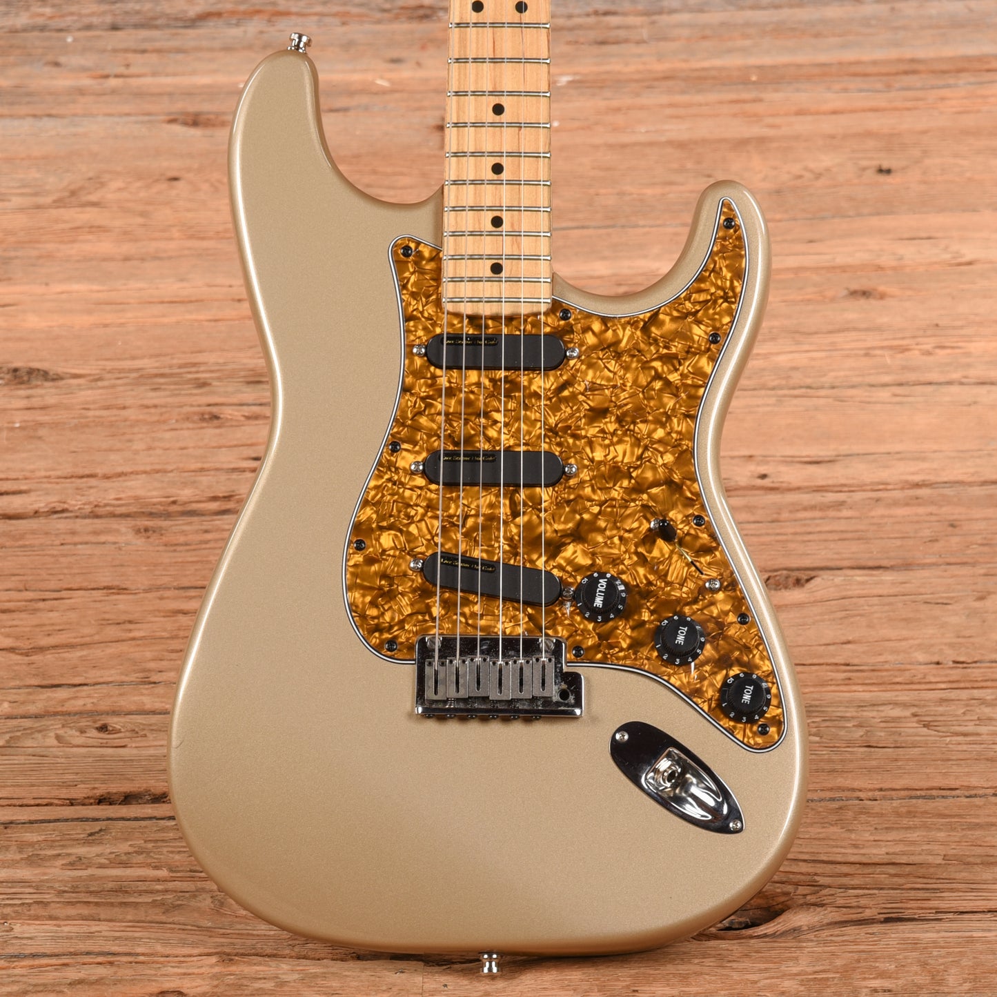 Fender American Standard Stratocaster Neck with Unknown Body Shoreline Gold Electric Guitars / Solid Body