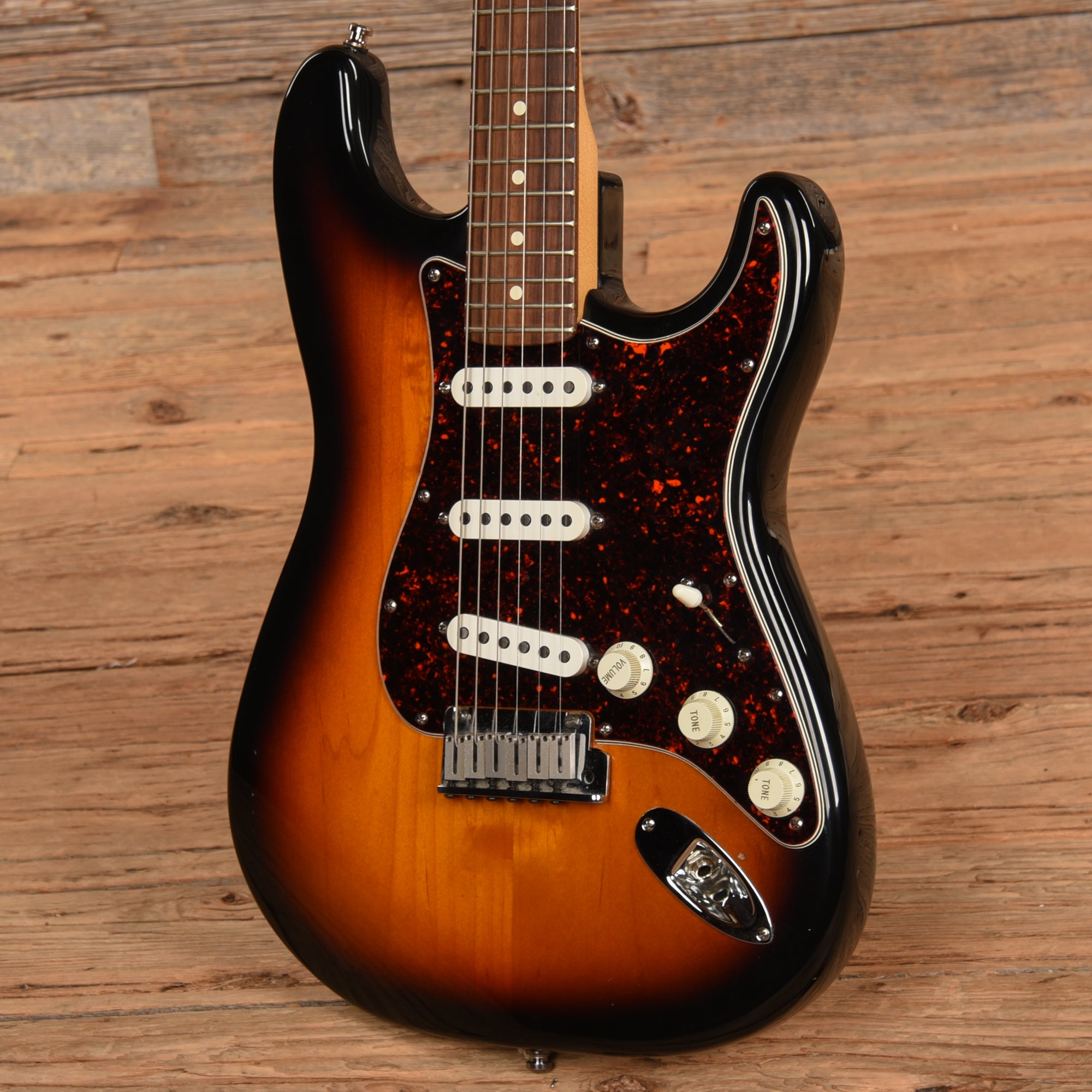 Fender American Standard Stratocaster Sunburst 1997 Electric Guitars / Solid Body