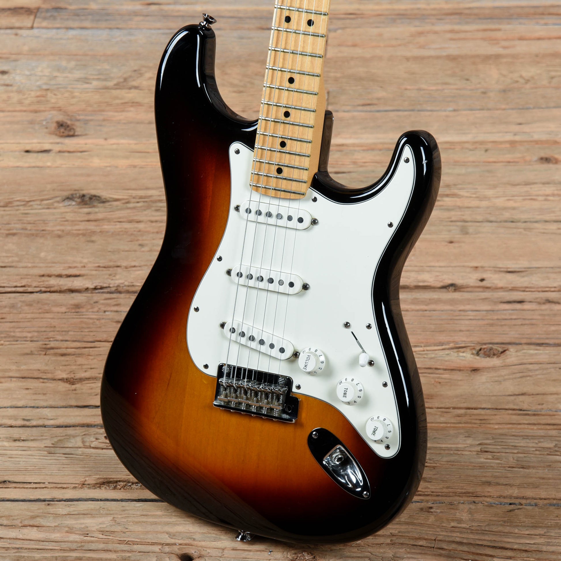 Fender American Standard Stratocaster Sunburst 2008 Electric Guitars / Solid Body