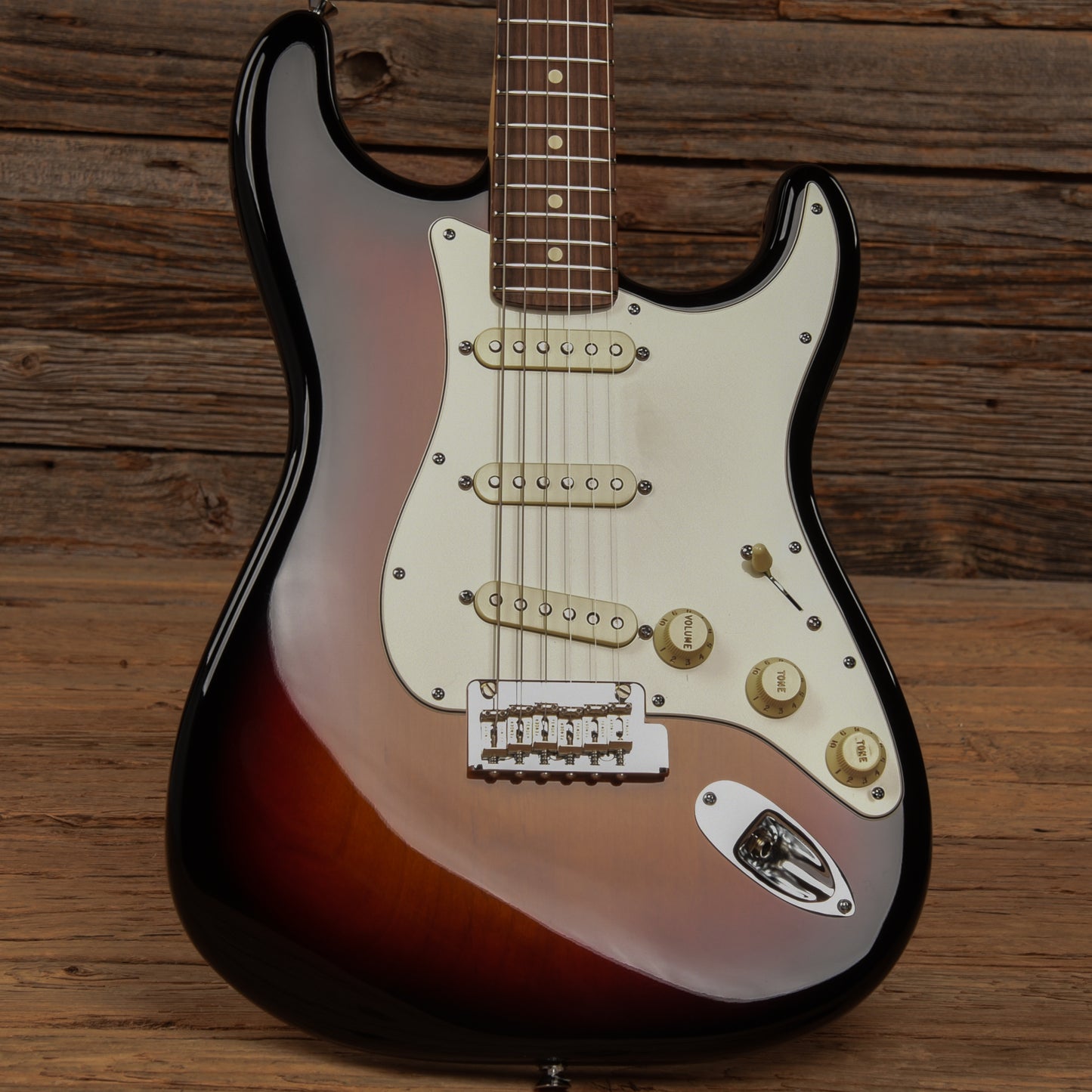 Fender American Standard Stratocaster Sunburst 2013 Electric Guitars / Solid Body