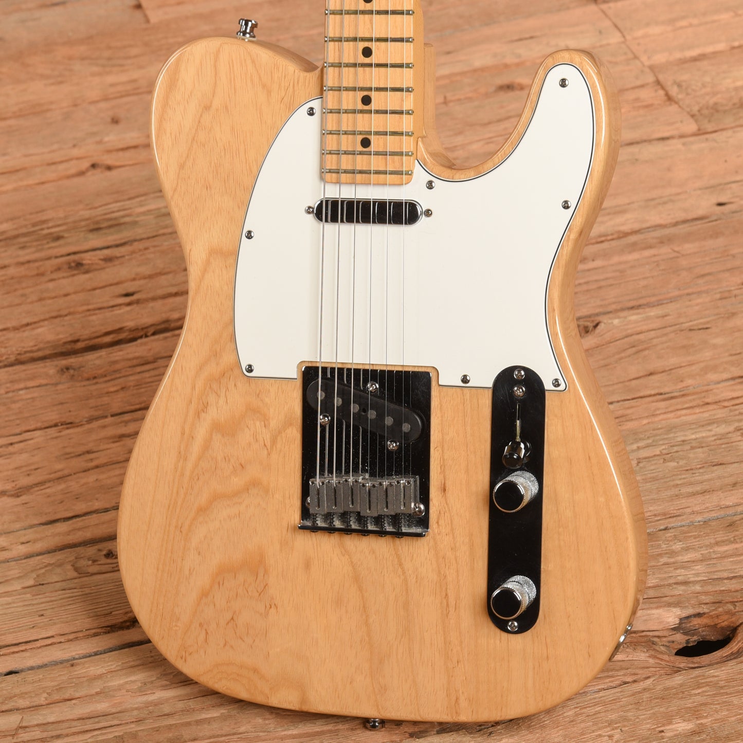 Fender American Standard Telecaster Natural 2000 Electric Guitars / Solid Body