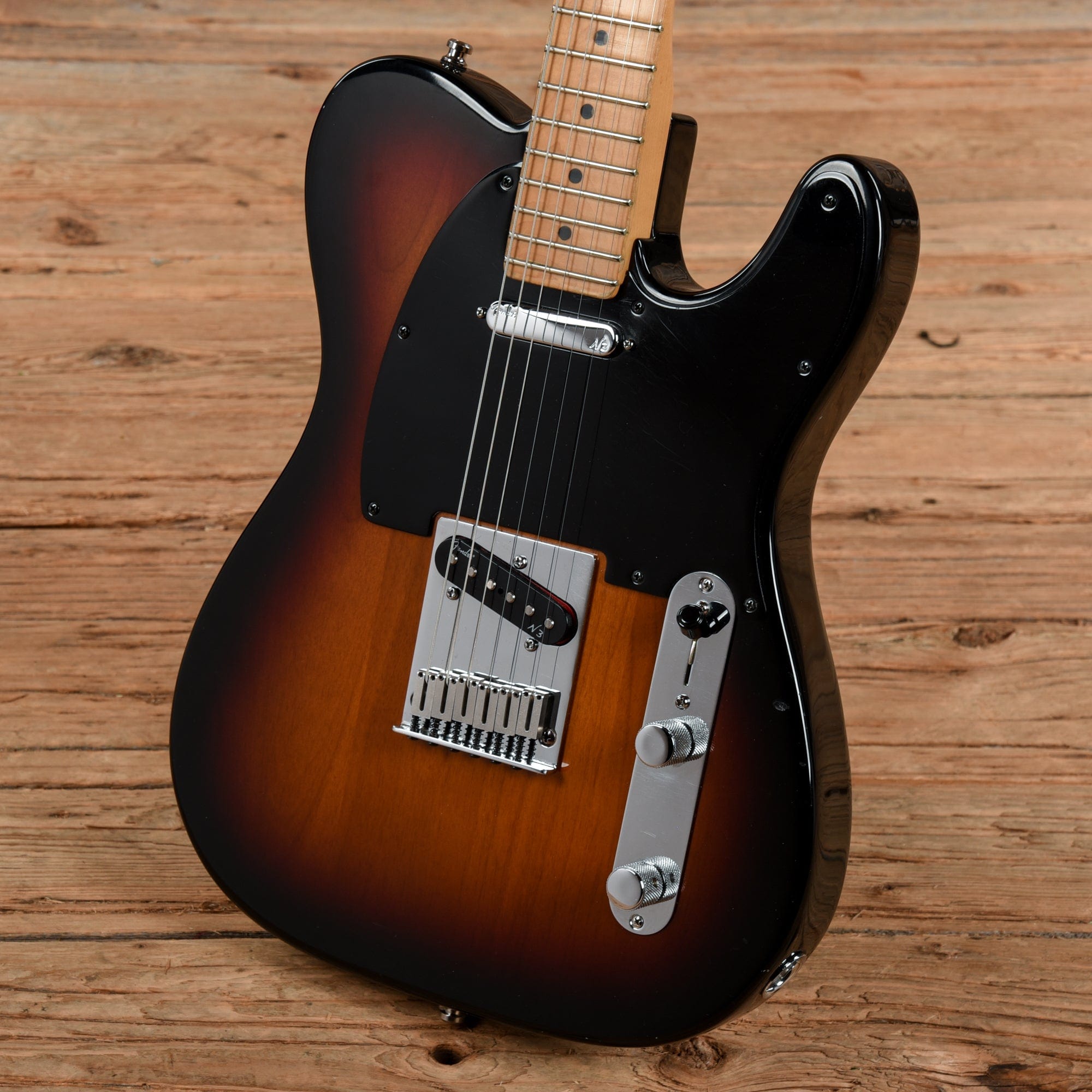 Fender American Standard Telecaster Sunburst 1999 Chicago Music Exchange fender-american-standard-telecaster-sunburst-1999-chicago-music-exchange