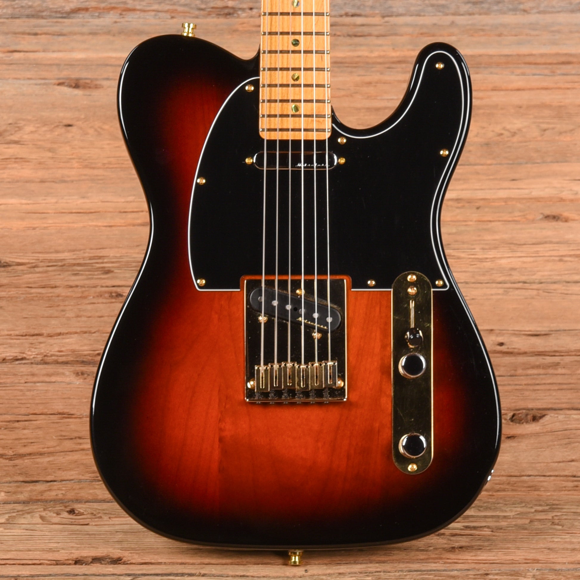 Fender American Standard Telecaster w/American Deluxe Neck Sunburst 2012 Electric Guitars / Solid Body