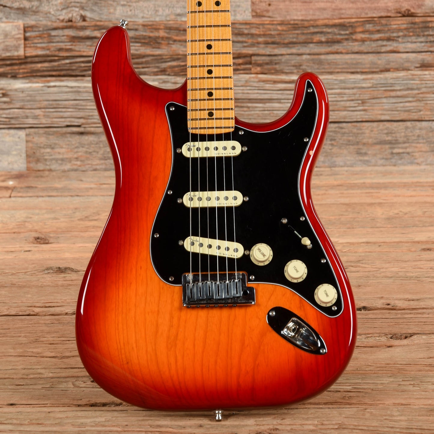 Fender American Ultra Luxe Stratocaster Plasma Red Burst 2021 Electric Guitars / Solid Body