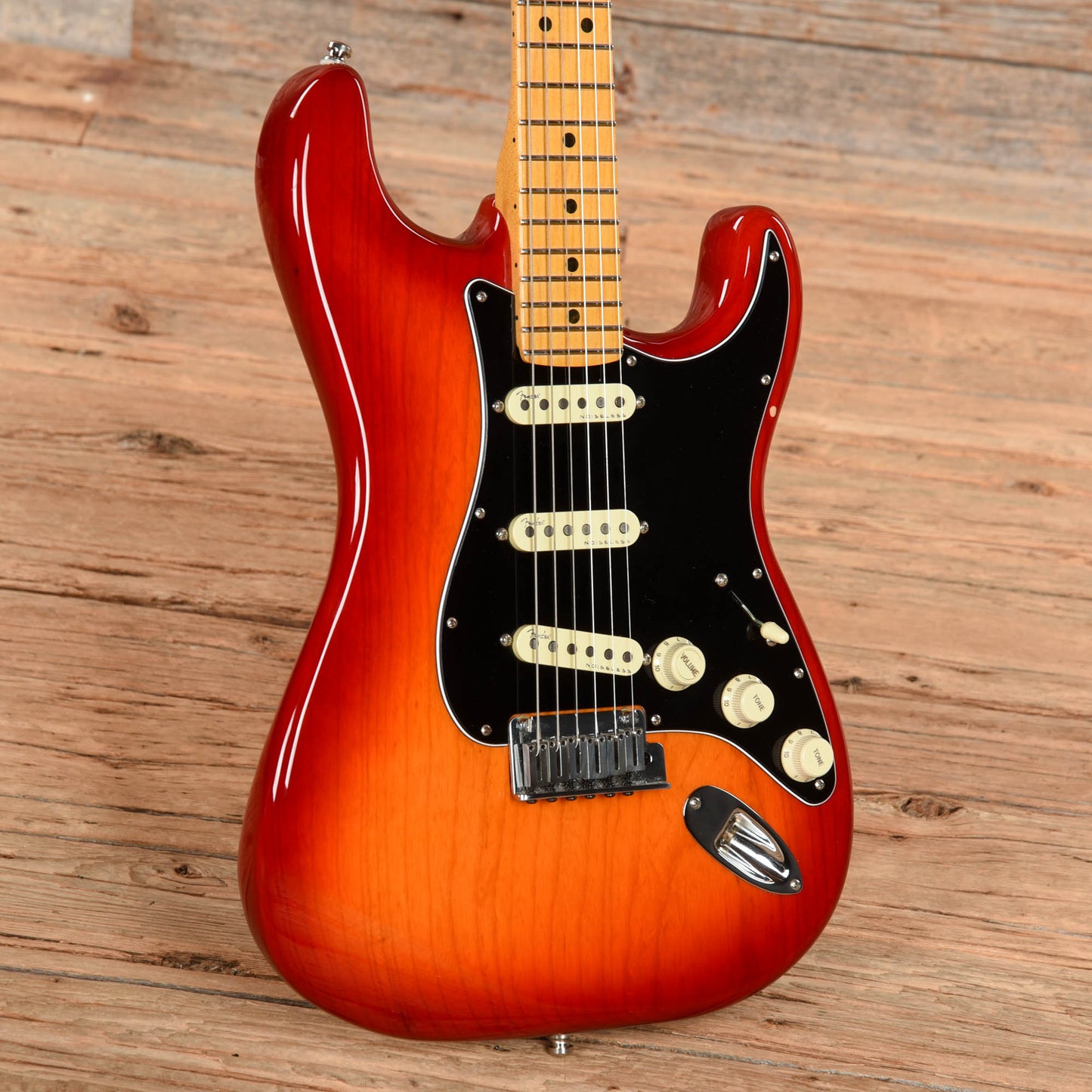 Fender American Ultra Luxe Stratocaster Plasma Red Burst 2021 Electric Guitars / Solid Body