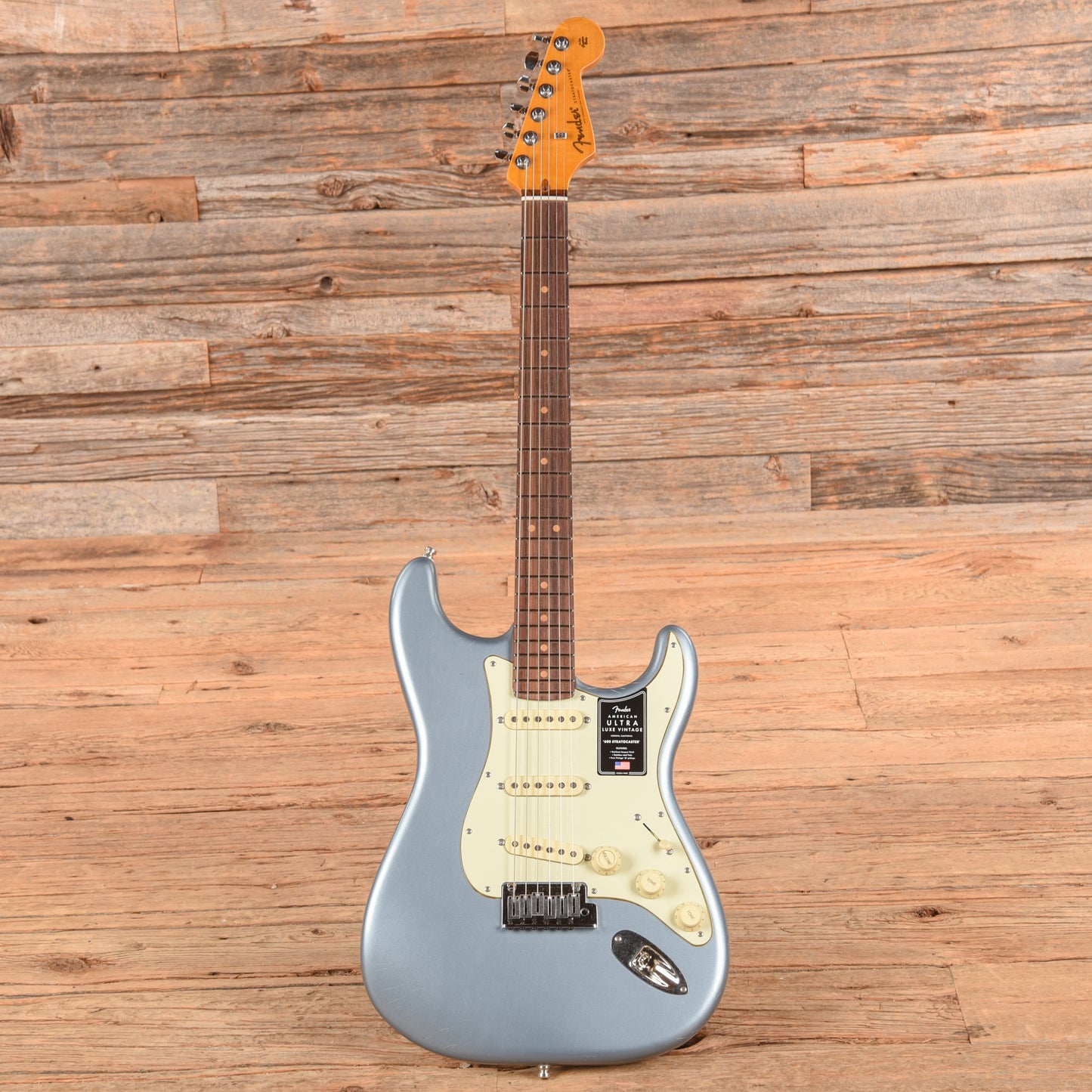 Fender American Ultra Luxe Vintage '60s Stratocaster Ice Blue Metallic 2025 Electric Guitars / Solid Body