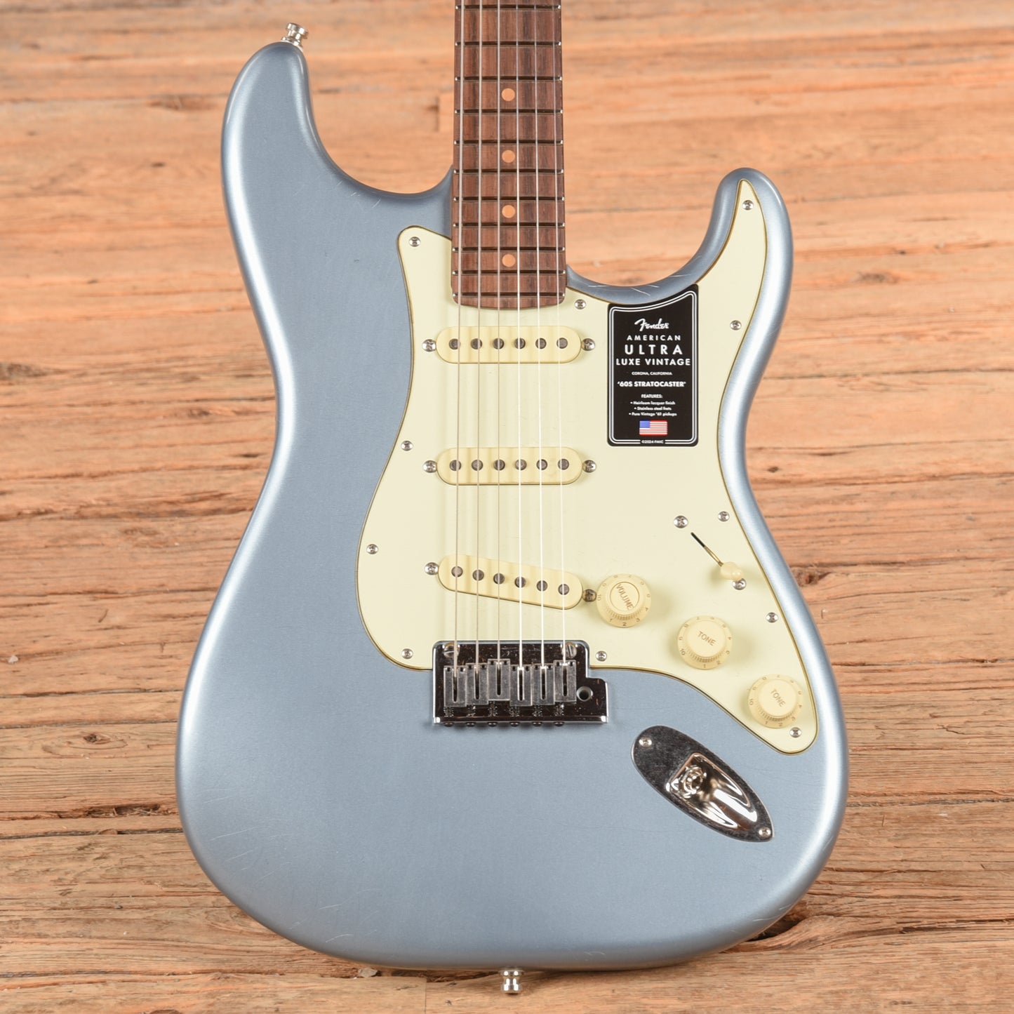 Fender American Ultra Luxe Vintage '60s Stratocaster Ice Blue Metallic 2025 Electric Guitars / Solid Body