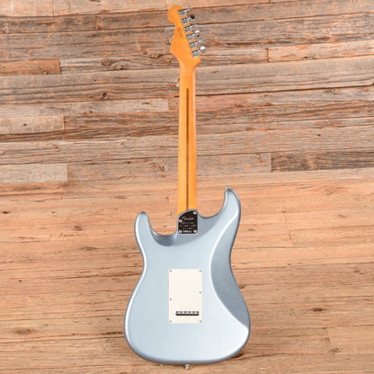Fender American Ultra Luxe Vintage '60s Stratocaster Ice Blue Metallic 2025 Electric Guitars / Solid Body