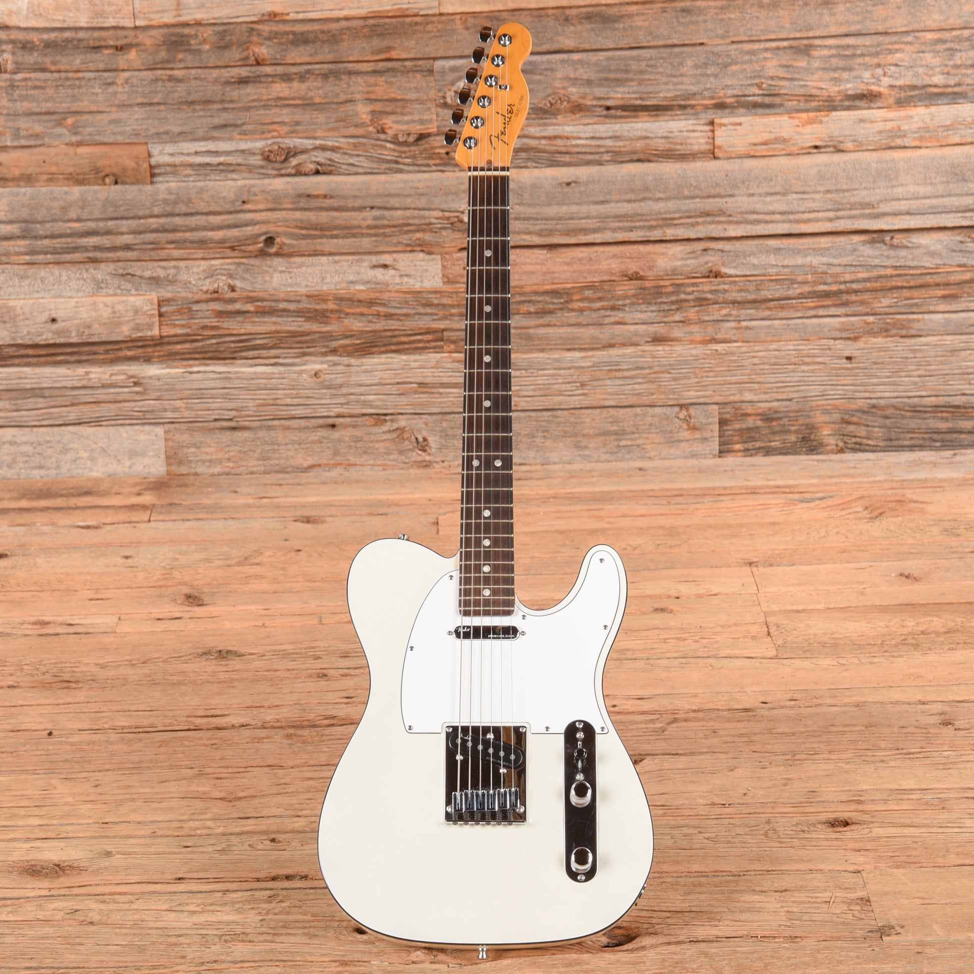 Fender American Ultra Stratocaster Arctic Pearl 2021 Electric Guitars / Solid Body