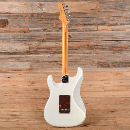 Fender American Ultra Stratocaster Arctic Pearl 2022 Electric Guitars / Solid Body