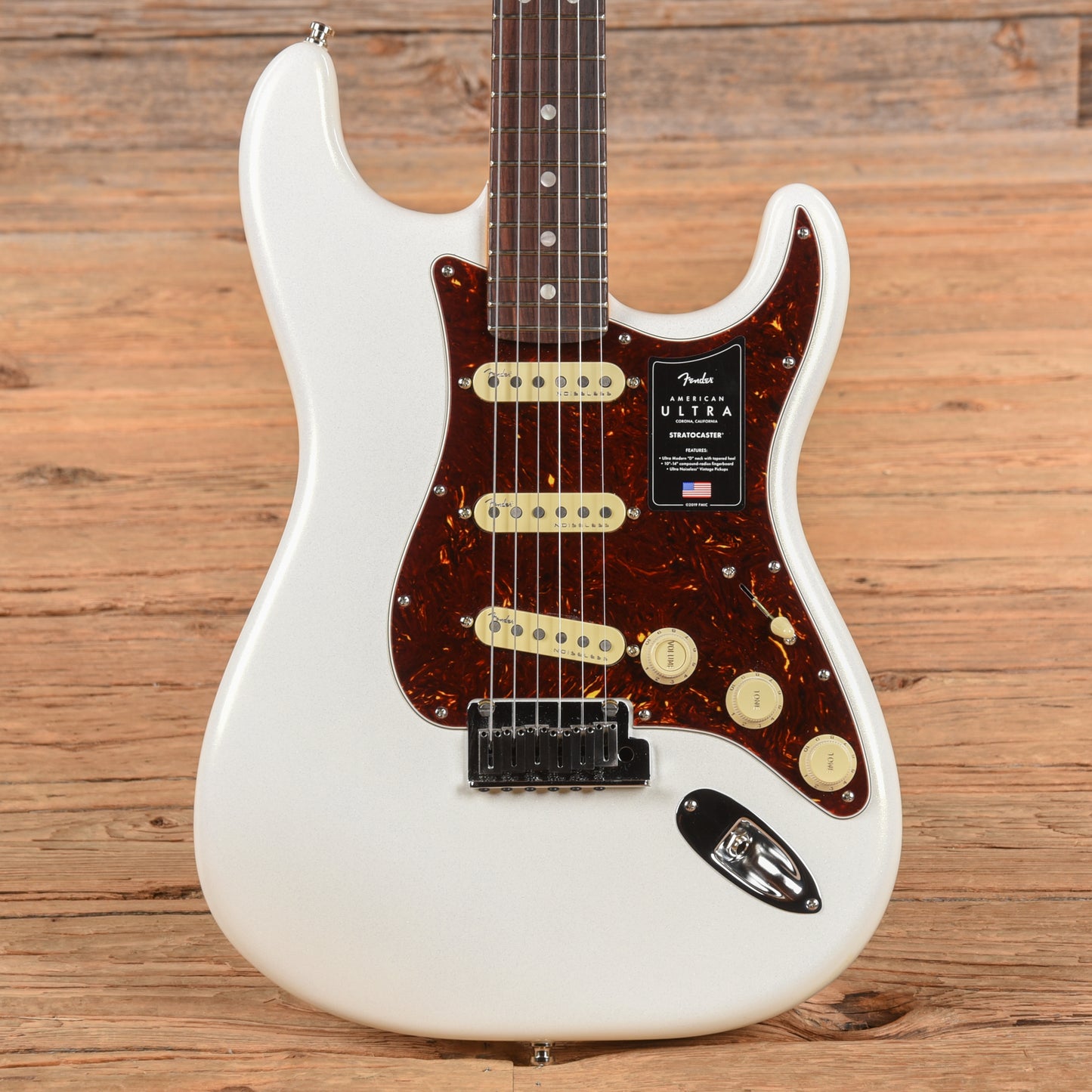 Fender American Ultra Stratocaster Arctic Pearl 2022 Electric Guitars / Solid Body