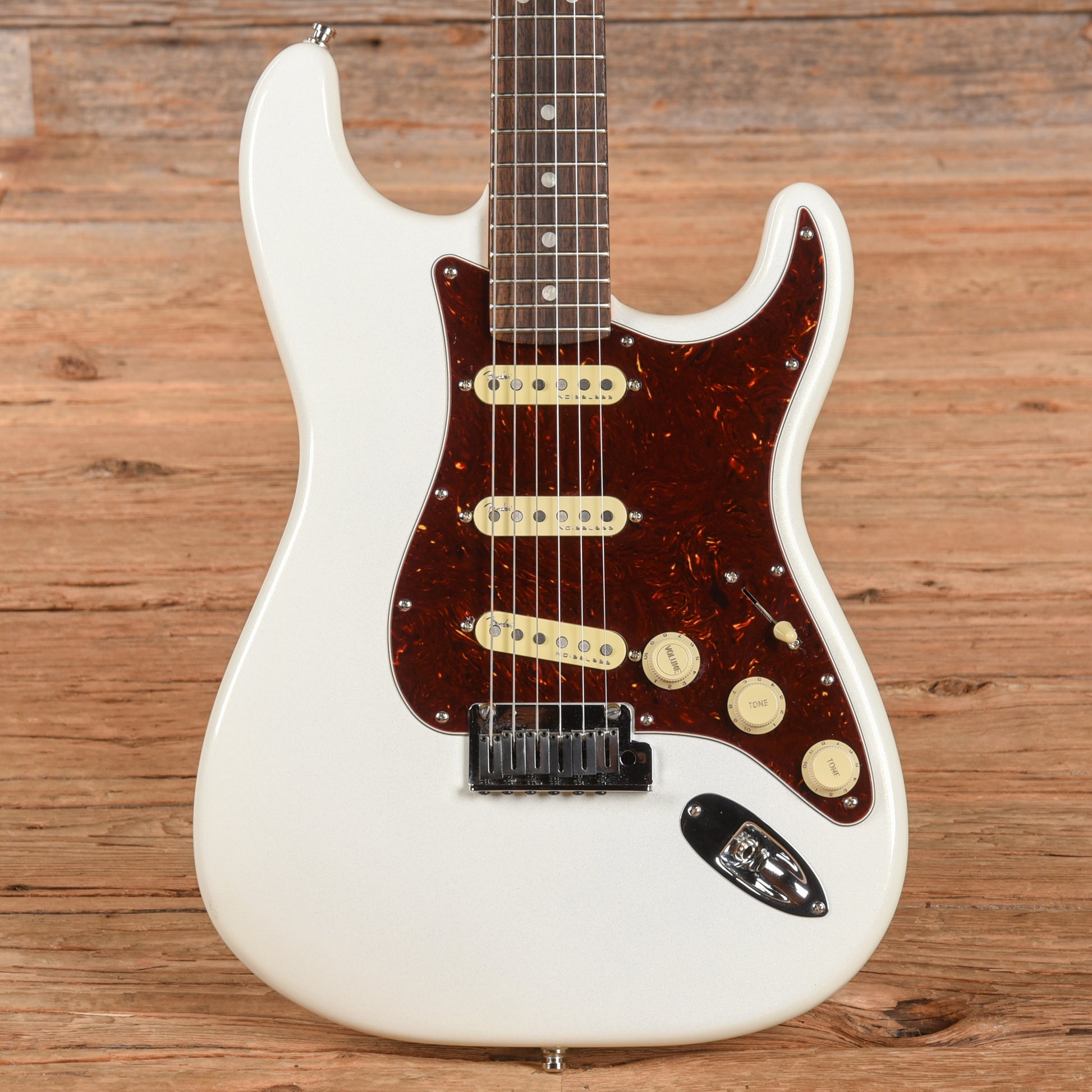 Fender American Ultra Stratocaster Arctic Pearl 2022 Electric Guitars / Solid Body