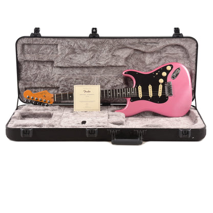 Fender American Ultra Stratocaster Bubble Gum Metallic w/Ebony Fingerboard & Anodized Black Pickguard Electric Guitars / Solid Body
