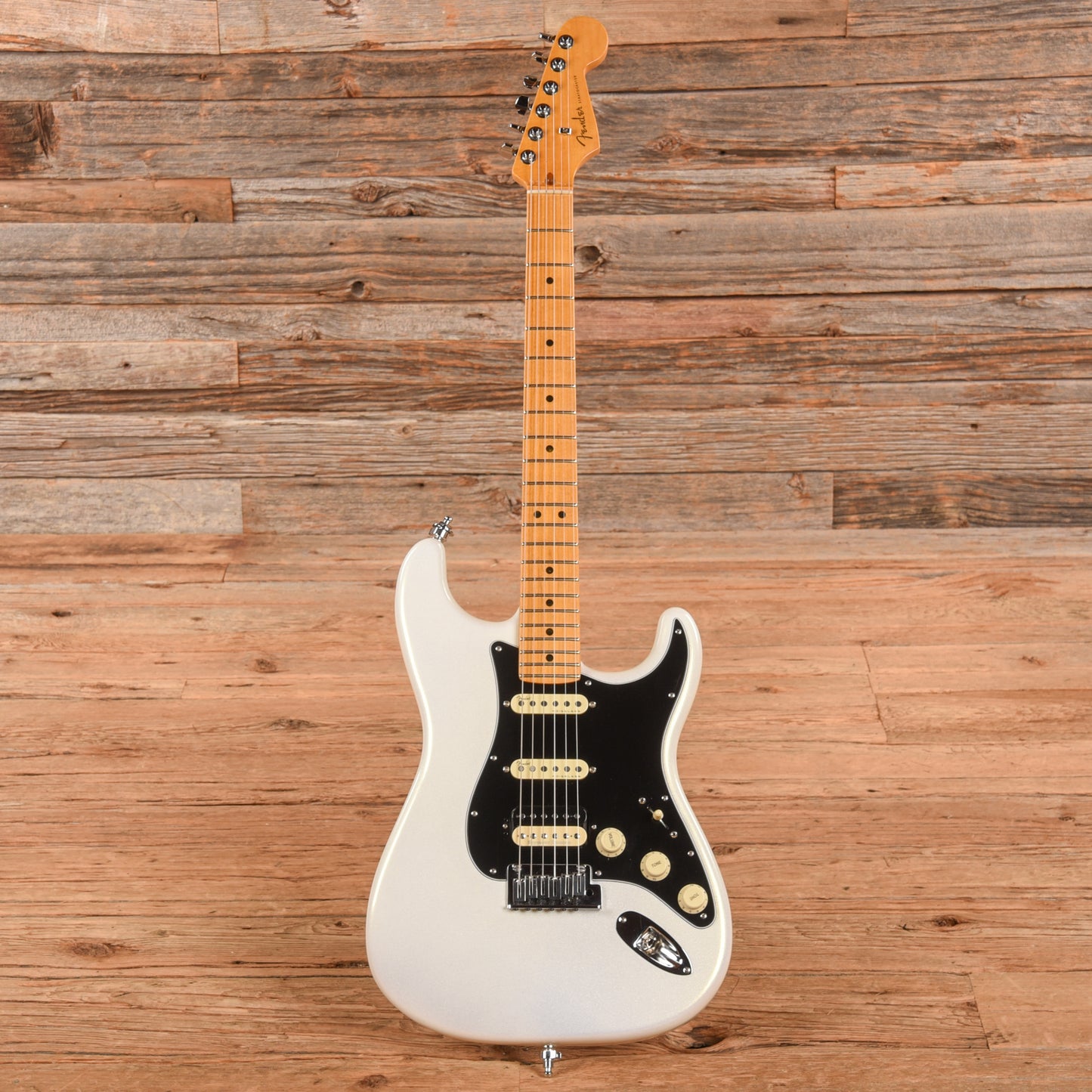 Fender American Ultra Stratocaster HSS Arctic Pearl 2020 Electric Guitars / Solid Body