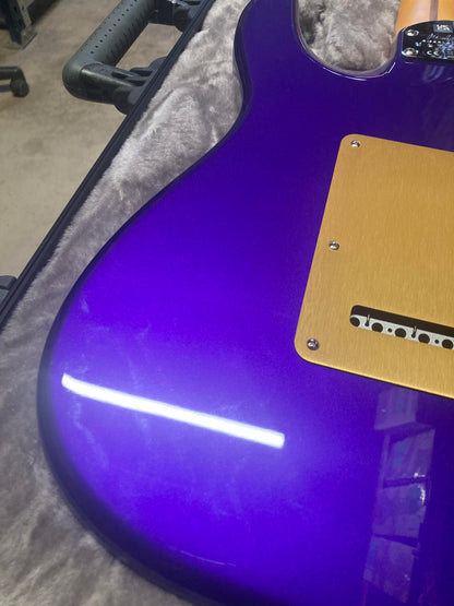 Fender American Ultra Stratocaster Plum Metallic w/Ebony Fingerboard & Anodized Gold Pickguard Electric Guitars / Solid Body